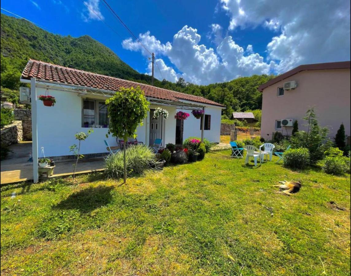 Sunlight Cottage Maya Virpazar Pokoj fotografie